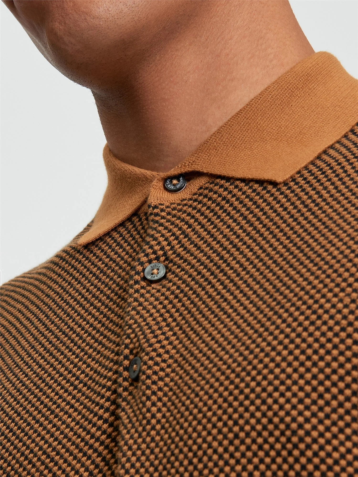 Coloured Textured Polo in Camel - Image 3