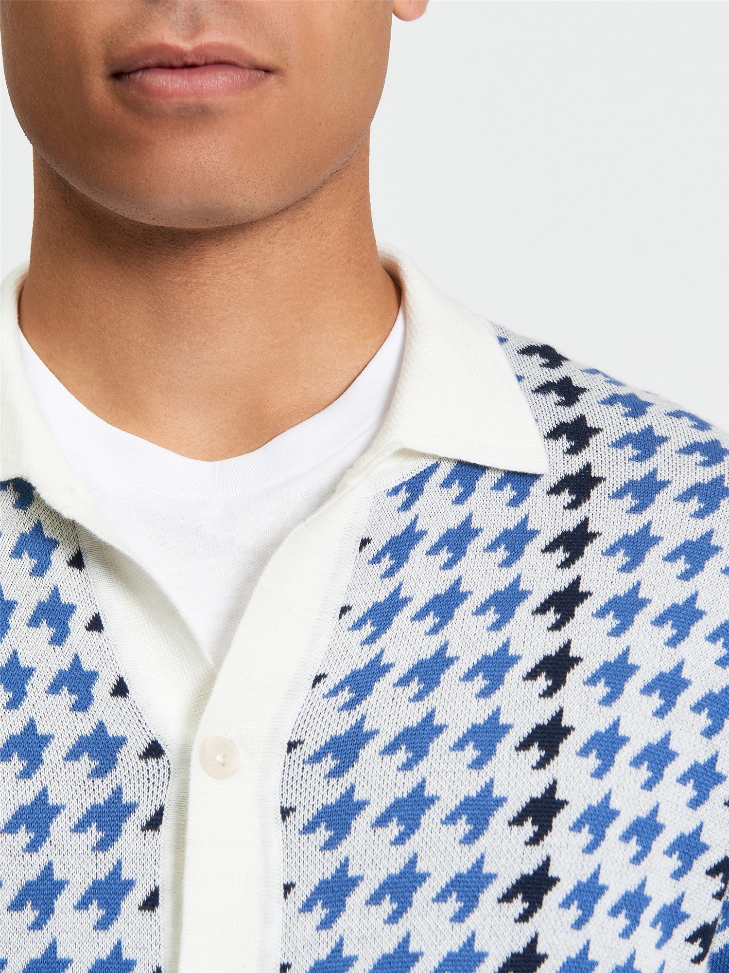 Houndstooth Button Through Polo in Ivory - Image 3