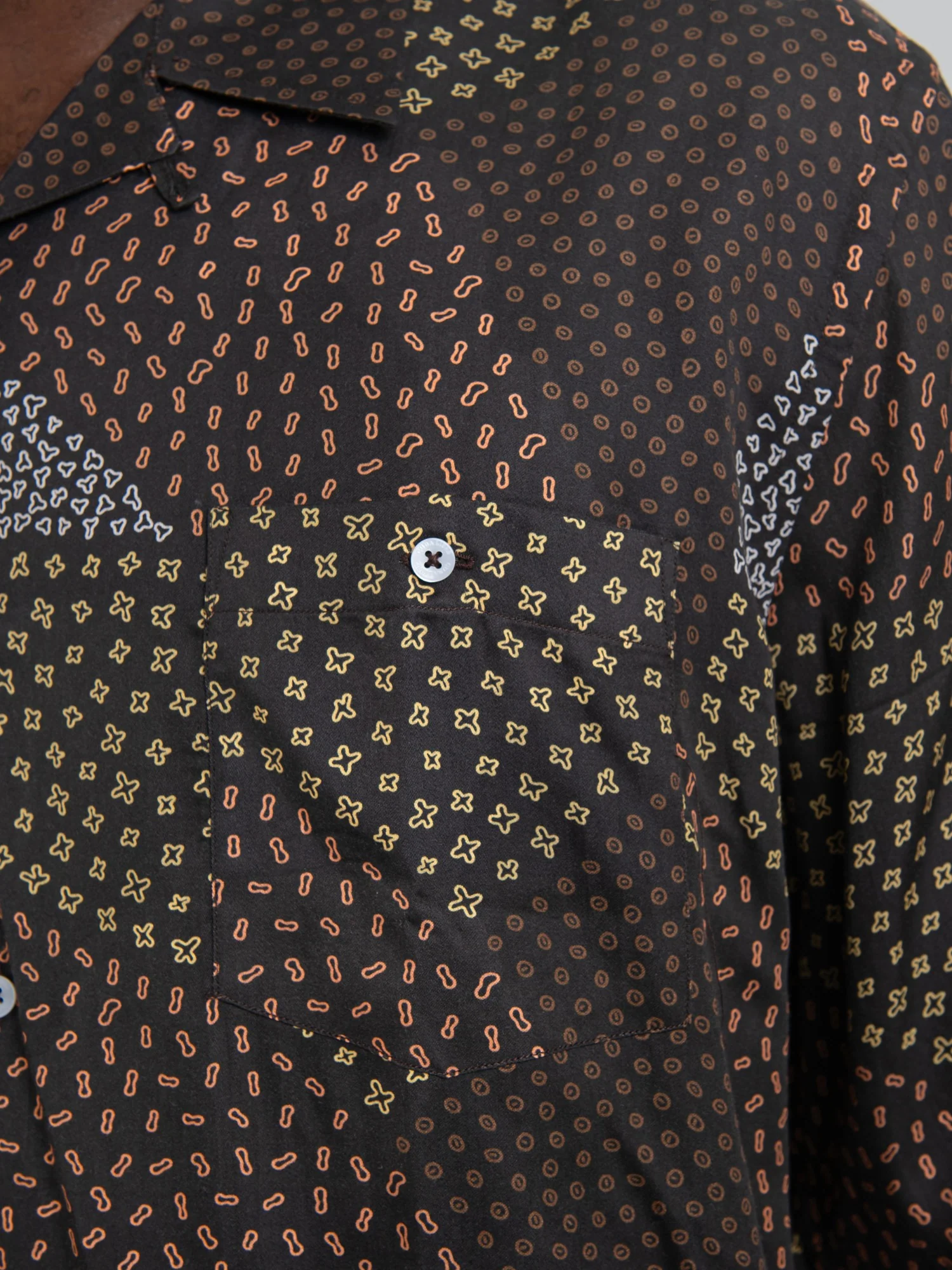 RAUL TENCEL PRINT LONG SLEEVE SHIRT - CHOCOLATE - Image 3